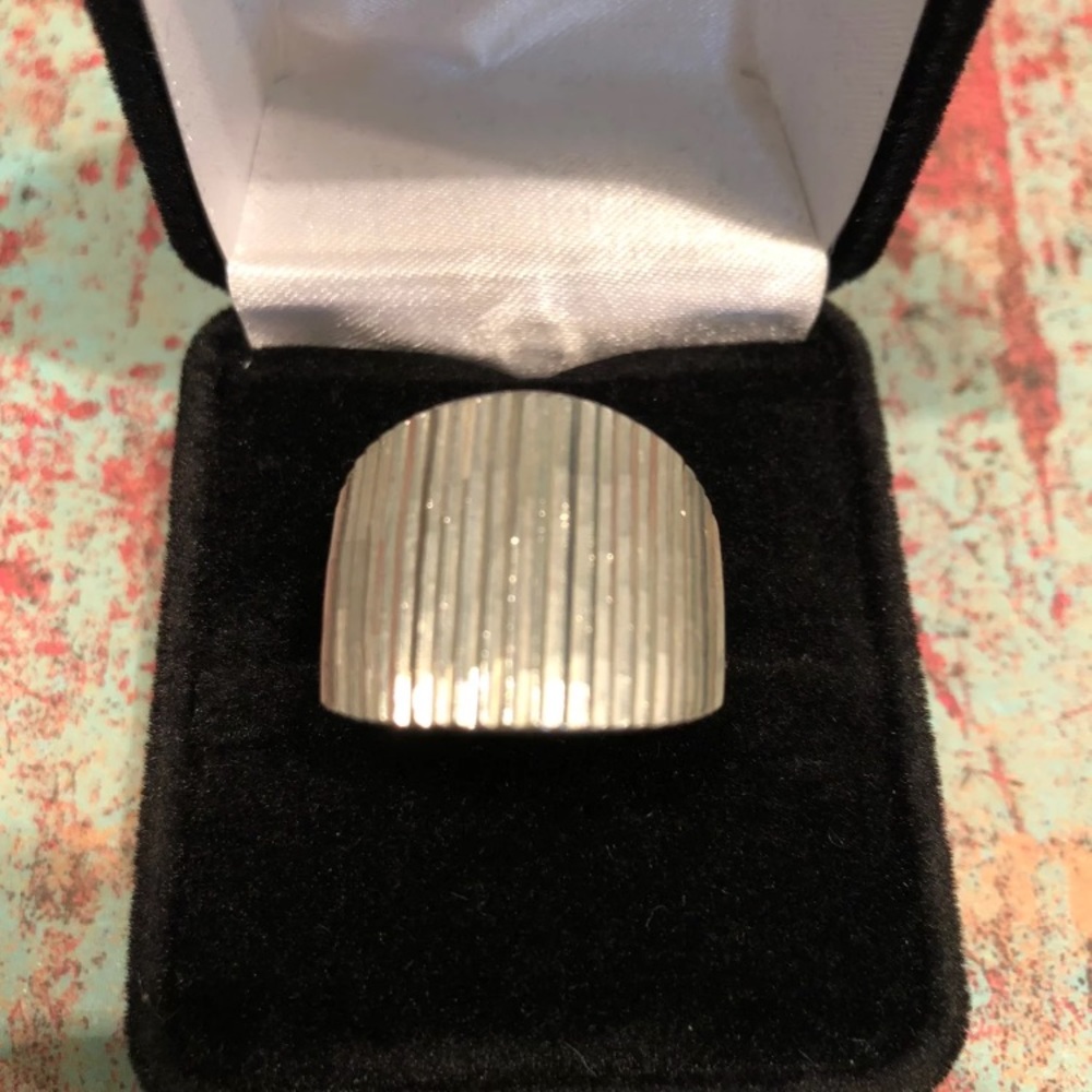 Sterling Silver Etched Wide Band Ring Sz 8.5